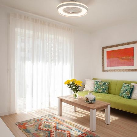 Lovely Beachfront Apartment In Calahonda Sitio de Calahonda ภายนอก รูปภาพ