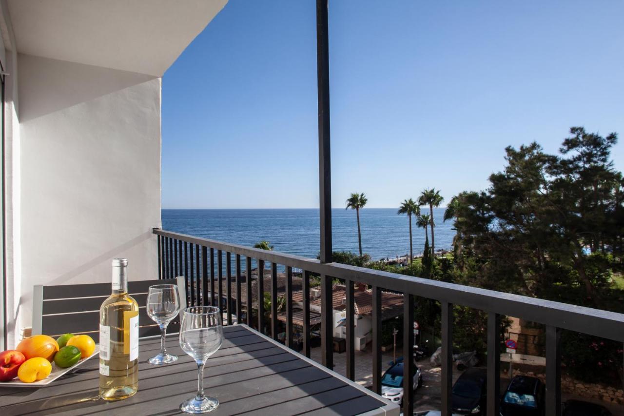 Lovely Beachfront Apartment In Calahonda Sitio de Calahonda ภายนอก รูปภาพ